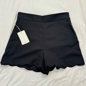 Wilfred New Scallop Shorts